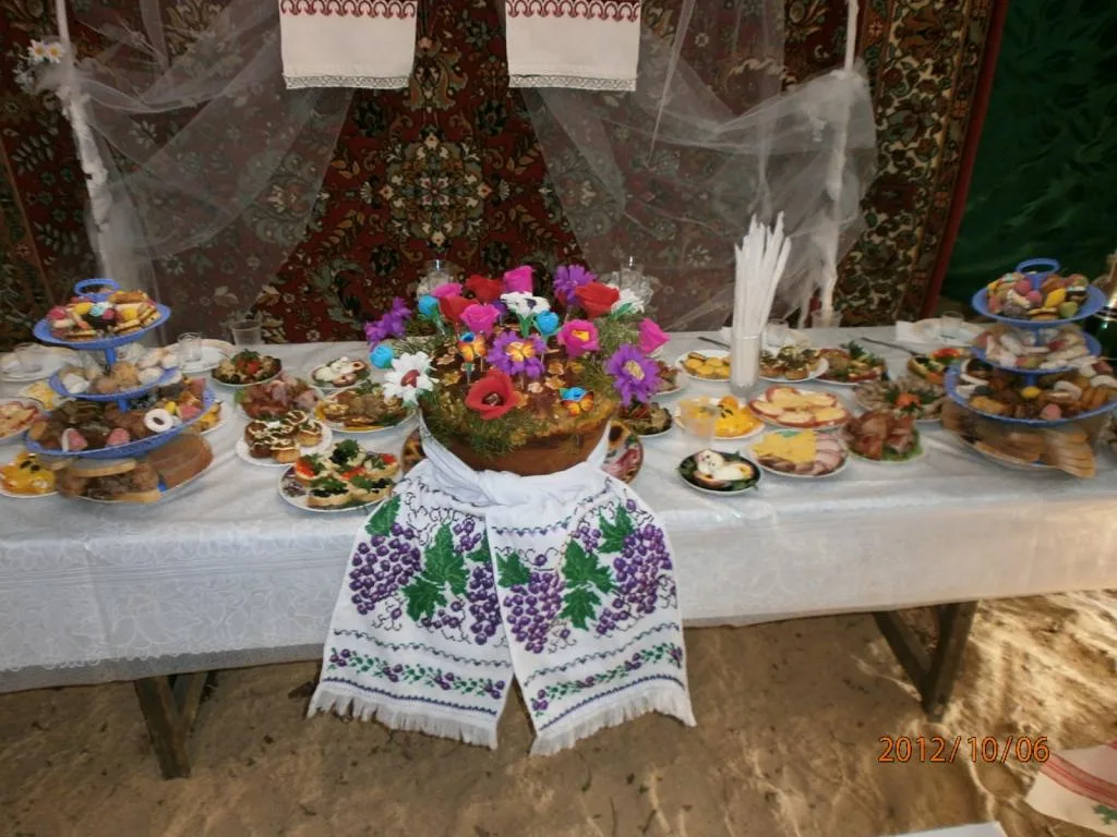 Весільний коровай
