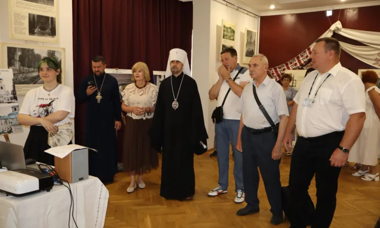 Тернопільський обласний краєзнавчий музей презентував виставку “Спадщина (не) приречена на знищення”