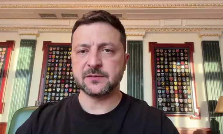 Зеленський попередив про загрозу масованих ударів рф