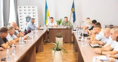 Громади Тернопільщини готуються до зими: обговорили критичну інфраструктуру, дороги та соцзахист