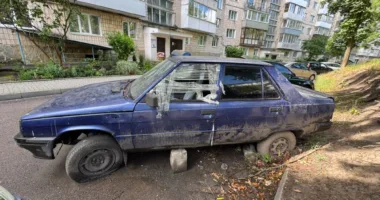 Занедбані авто