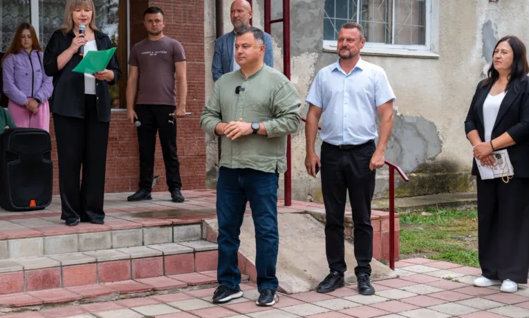 Громада отримала автобус