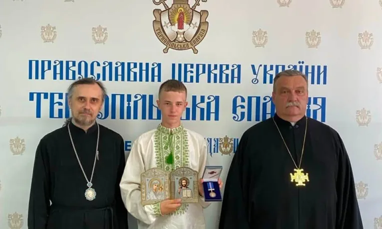 волонтер заліщики