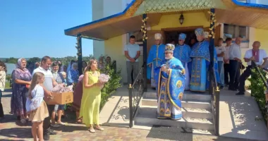 настоятель снігурівка