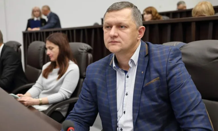 Михайло Тимошик