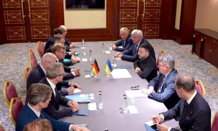 Зеленський та глава МЗС Німеччини обговорили захист ППО