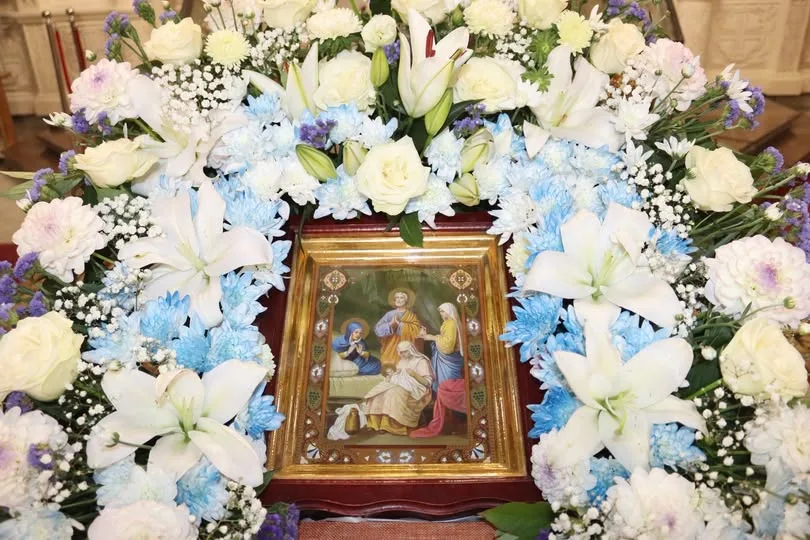 «Радуйся, Пречиста, що весь світ Різдвом своїм звеселила ти»