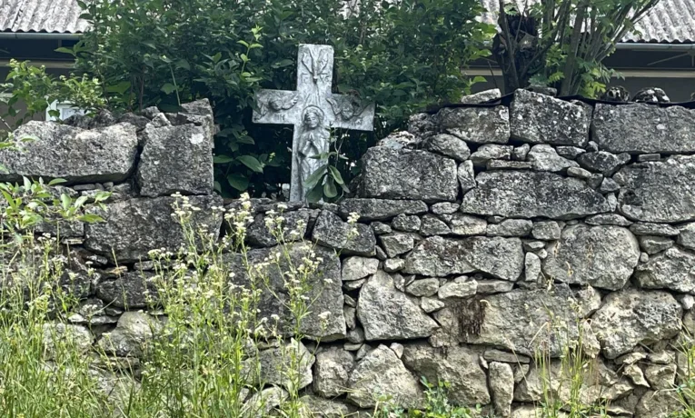 хрест Мишків