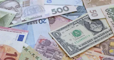 Курс долара до 4 жовтня: чого очікувати українцям
