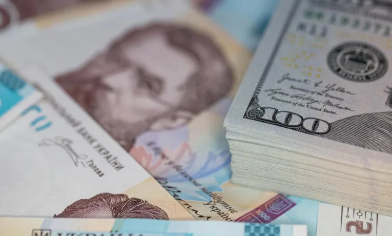 Курс валют в Україні: актуальні ціни на 20 вересня