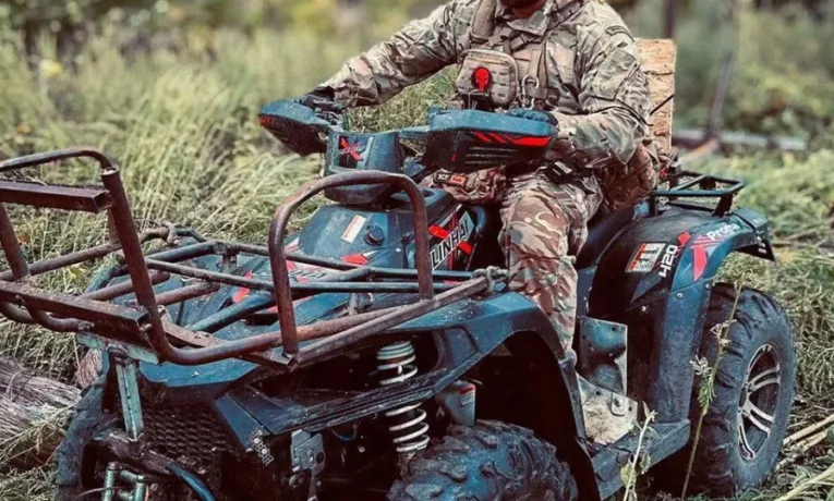 Військовий збив ворожий дрон з символічним номером 2608