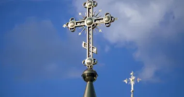 Воздвиження Хреста Господнього: традиції та заборони