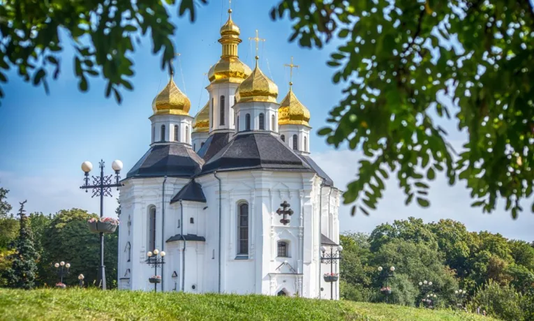 Яке церковне свято 15 вересня: традиції та заборони