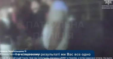 «Я не керував»: у Тернополі 24-річний водій тікав від патрульних і потрапив у ДТП