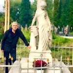 Пам'ятник батька Соломії Крушельницької