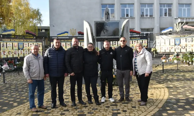 теребовля французька волонтерка