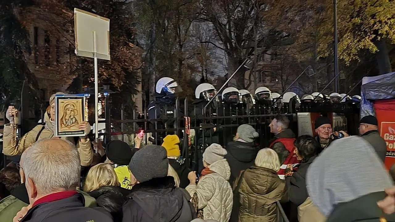 Польща