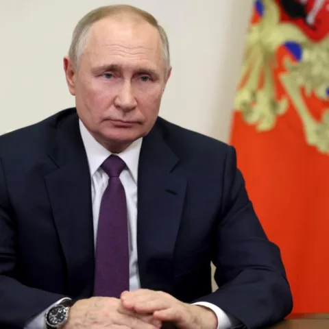 Чому Путін ініціював зустріч з Трампом і Цзіньпіном