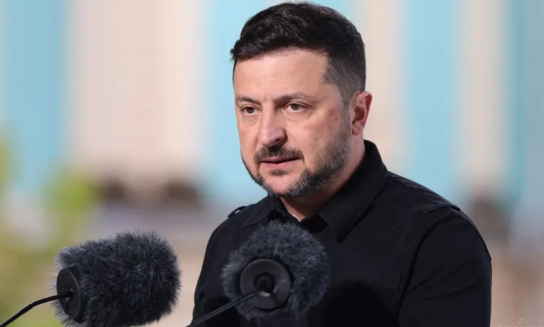 Зеленський: балістика ворога цілила в енергетику Києва