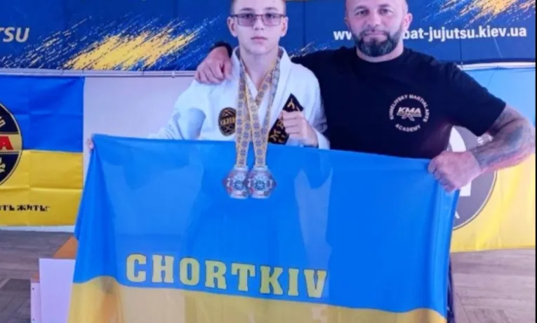 Сашко Байрак із Чорткова виборов два других місця на Кубку України з комбат дзю-дзюцу