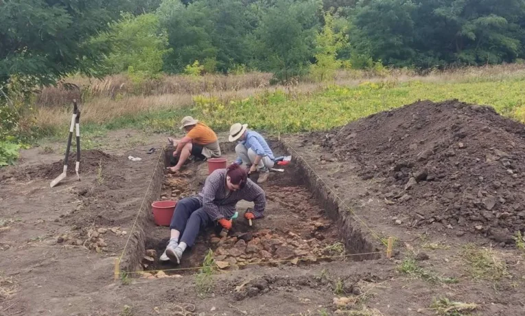 Трипільці